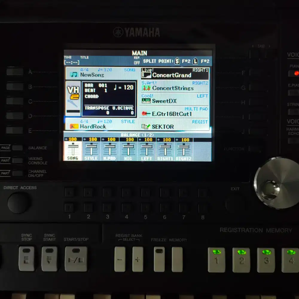 Keyboard Yamaha PSR S950