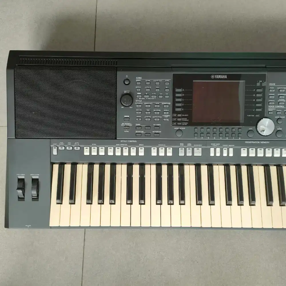 Keyboard Yamaha PSR S950