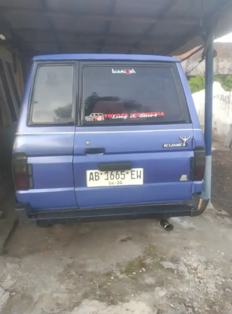 Kijang super biru violet