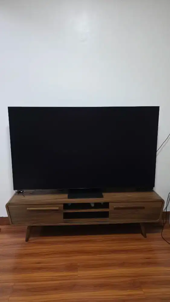 Meja TV / Credenza
