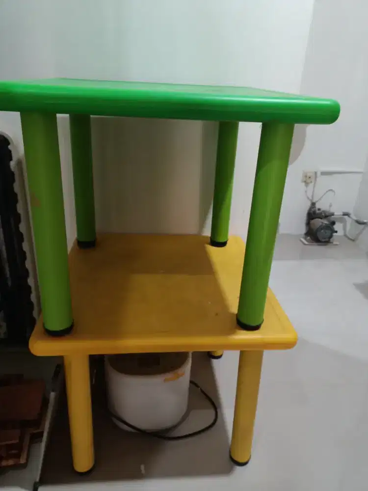 meja dan kursi plastik belajar anak