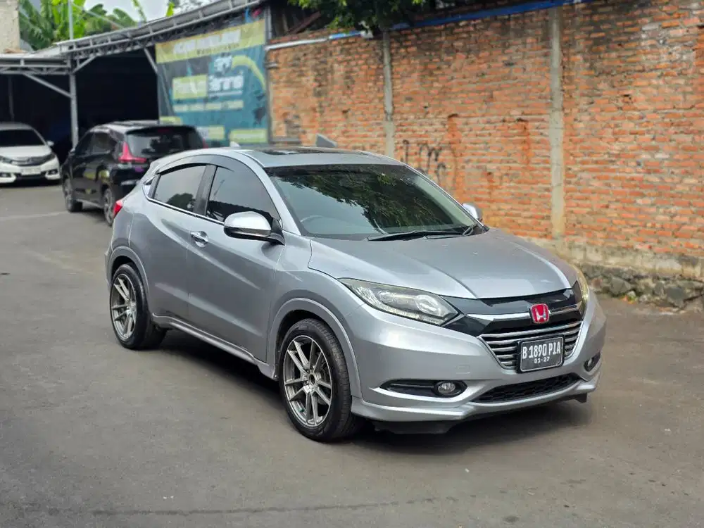 HRV Prestige Matic 2016 Sunroof Dp 5 Juta