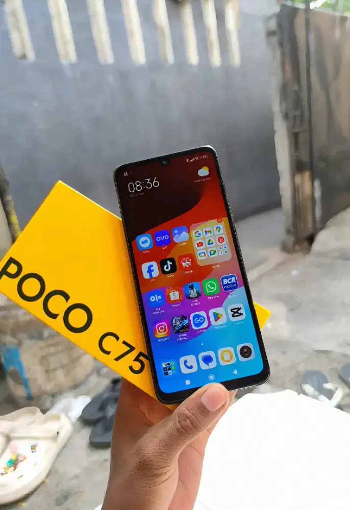 Poco c75 mulus fulset Ram 8/256gb siap pakai