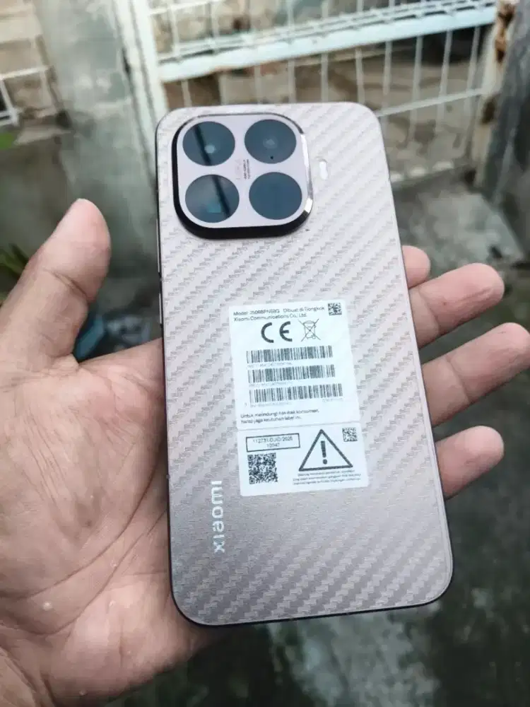Xiaomi 15T PRO 12/528 Fullset, no minus