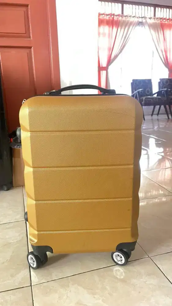 Koper 20 inch travel