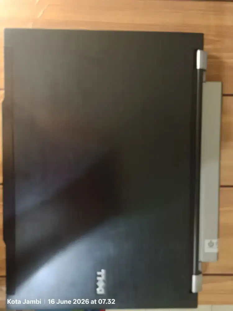 Dell Latitude E4300