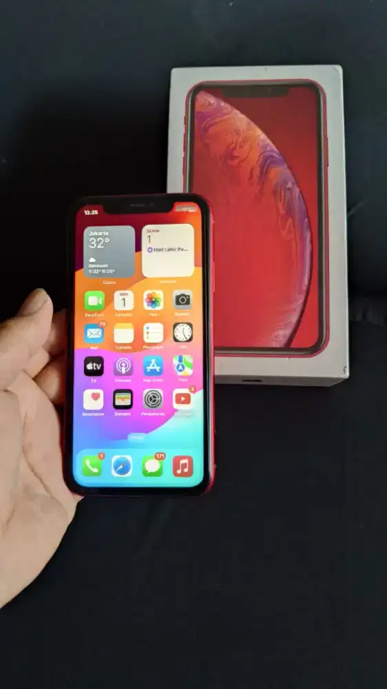 Jual hp iPhone xr 64gb inter