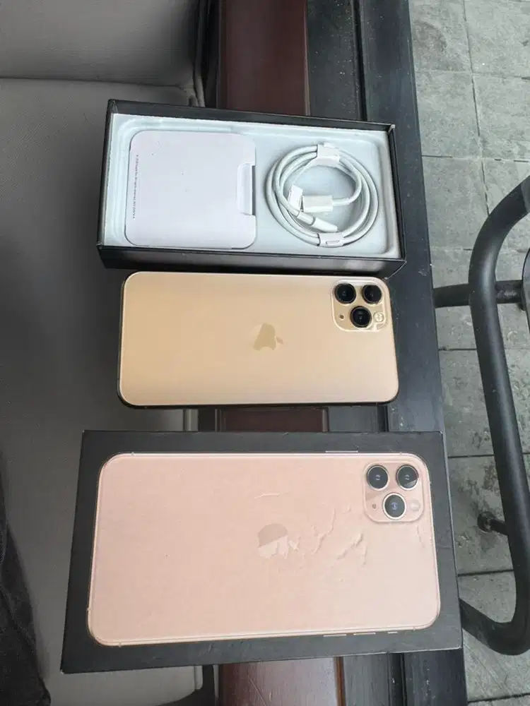 Iphone 11 pro 256gb cocok bayar di tempat 4G