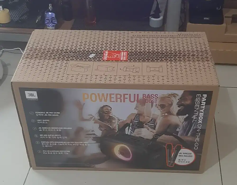 JBL  Partybox On The Go Essential