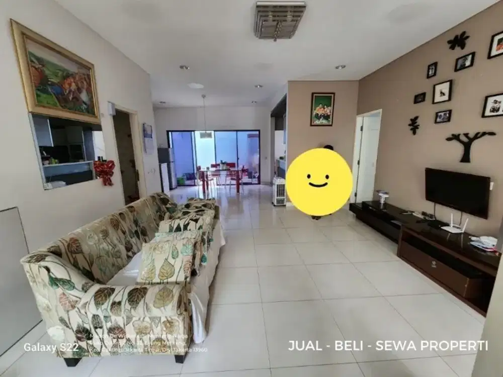 Dijual Rumah Cantik Full Furnish Siap Huni di Cluster Zebrina JGC
