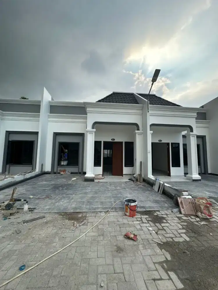PONDASI TINGKAT, KAMAR 3, JALAN RAPIH