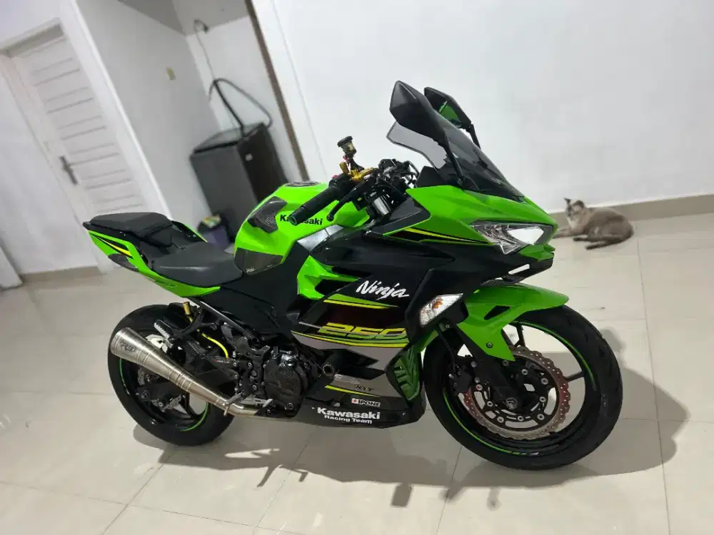KAWASAKI NINJA 250 Fi KRT 2018 MULUSSSS