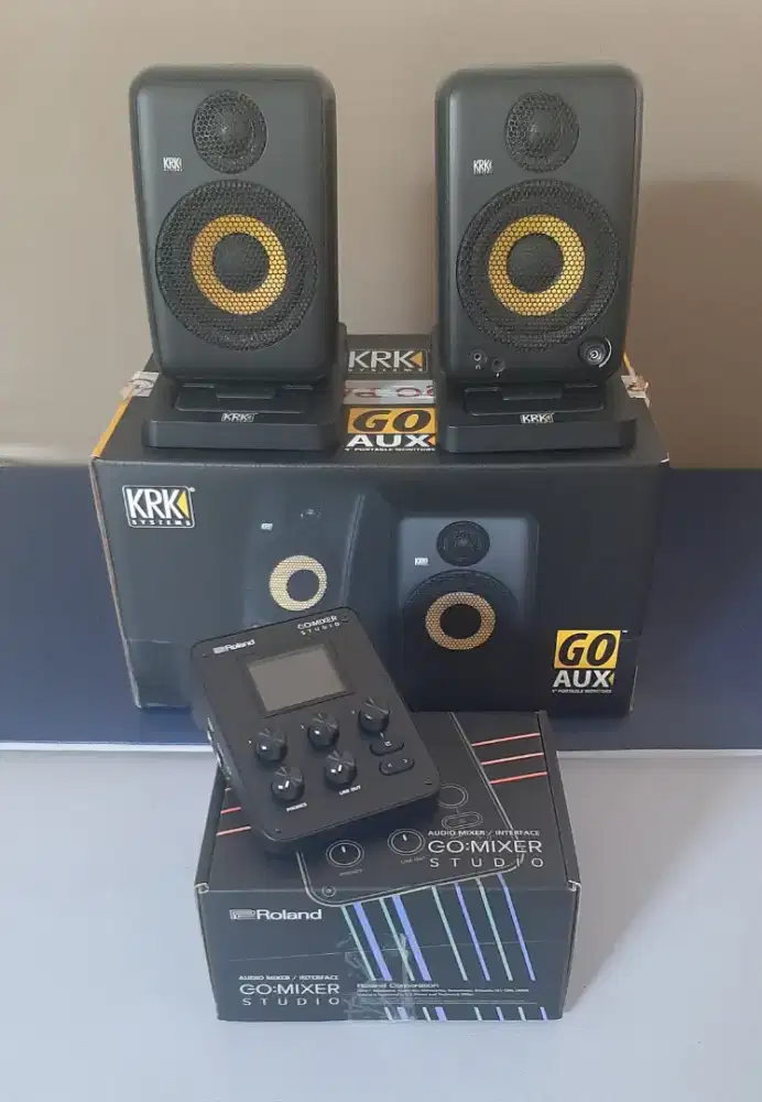Roland GO MIXER STUDIO +Speaker Monitor  KRK Go Aux4