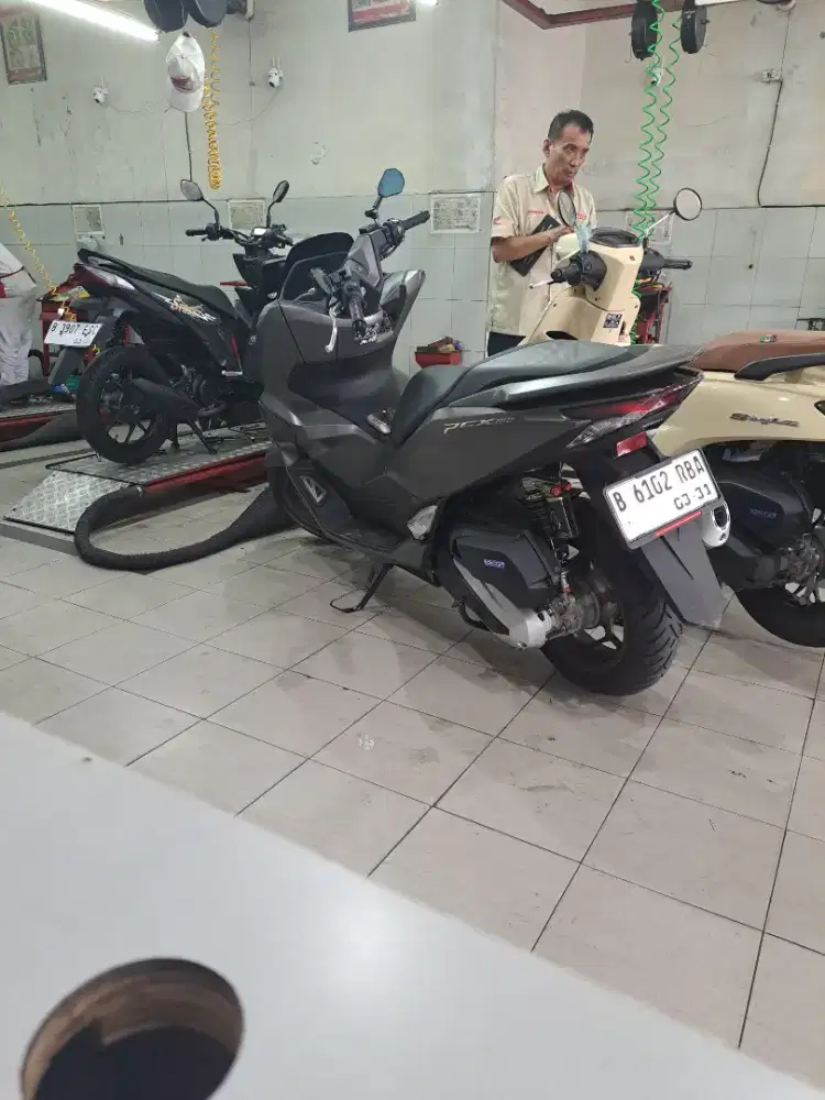 Motor PCX msh gress..pemakaian baru 700KM.