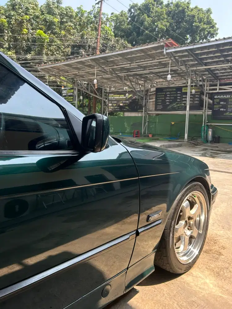 BMW 320i 1994 Bensin