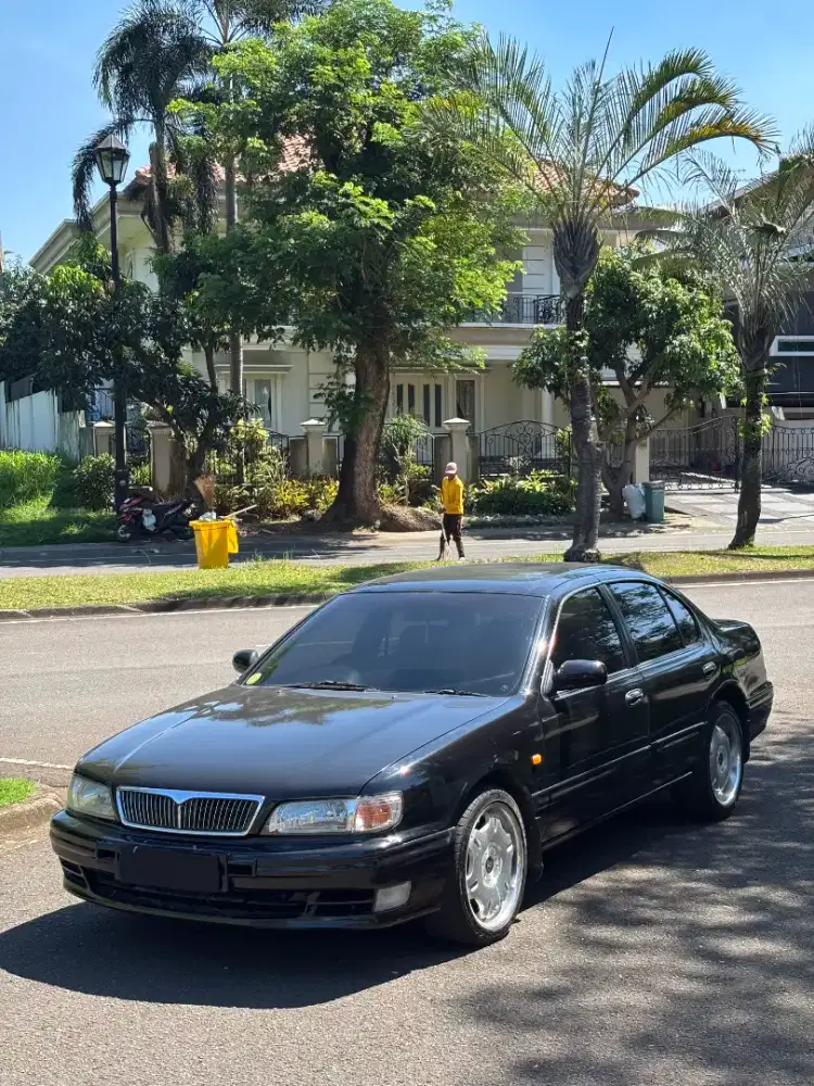 Nissan Infiniti i30 a/t 1997 istiMEWAH