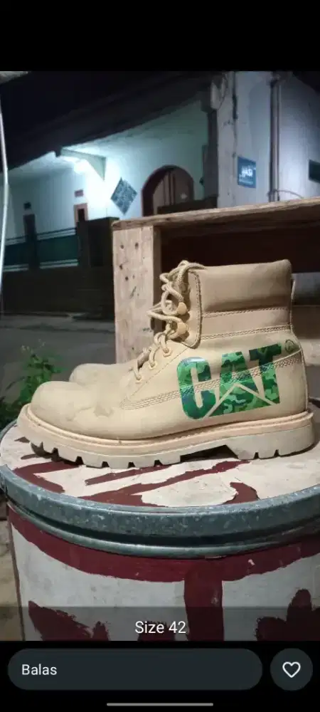 fs sepatu cat Caterpillar uk42