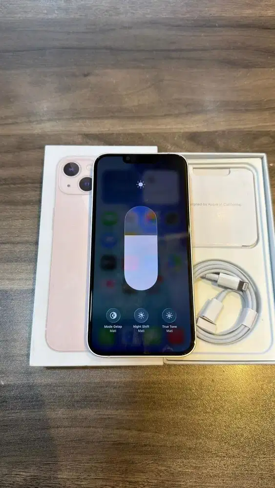 Iphone 13 Pink 128GB Mulus Lengkap Terdaftar