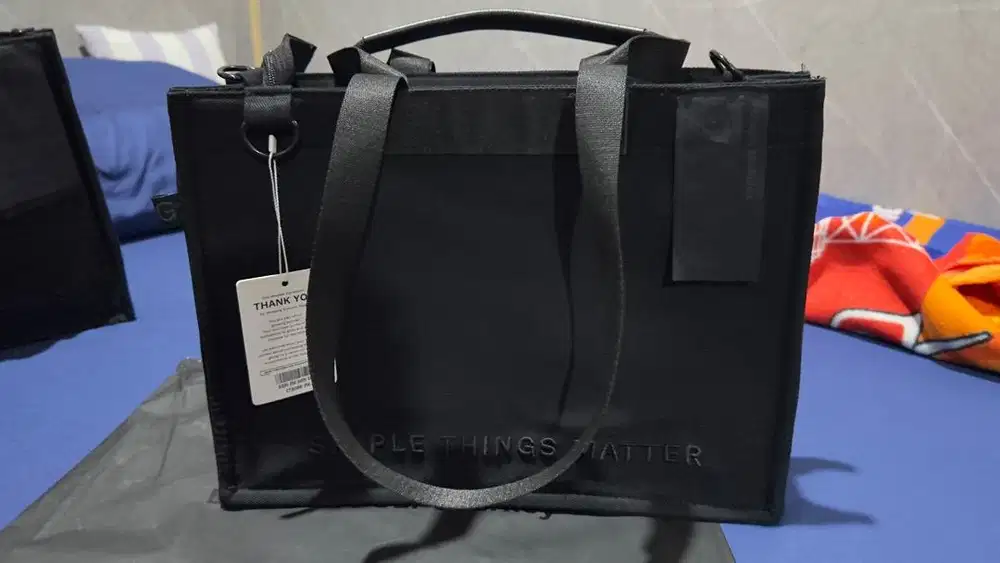 Black on Black Catto Totebag