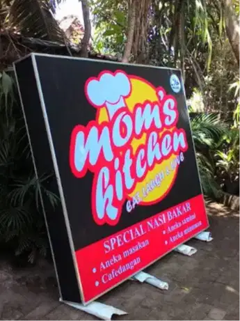 Pembuatan neon box service papan nama toko bongkar pasang reklame Solo