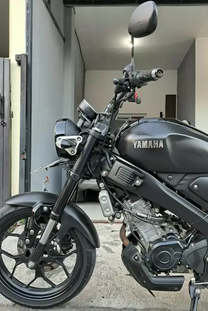 Yamaha XSR 2021 plat B jakarta low kilometer