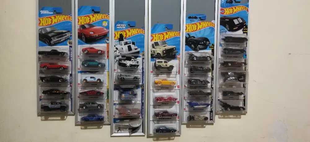 jual hot wheel borongan  ex kolpri (tidak dijual satuan)