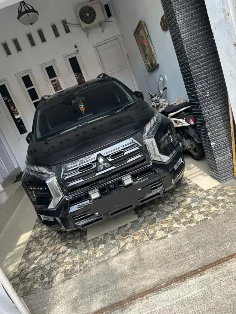 Xpander cross 1,5 premium limited 2024