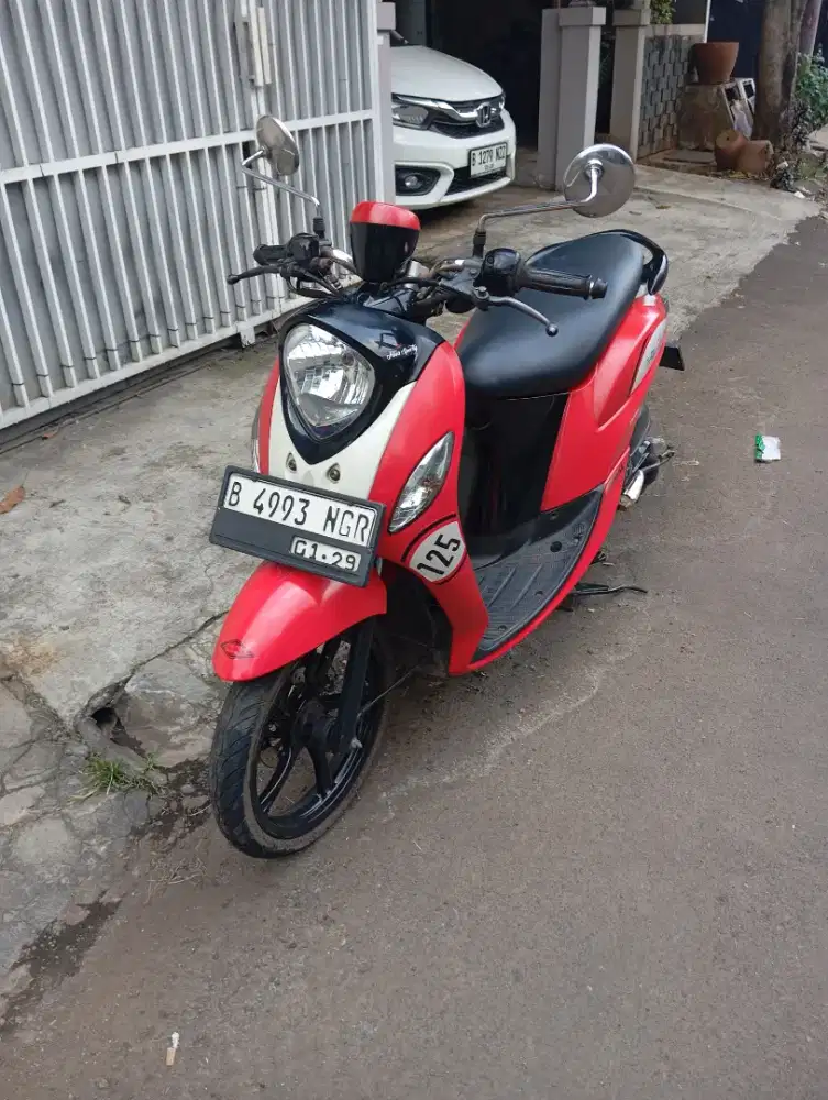 Yamaha Fino 125 Fi 2018 fulori mulus mesin super alus pajak panjang
