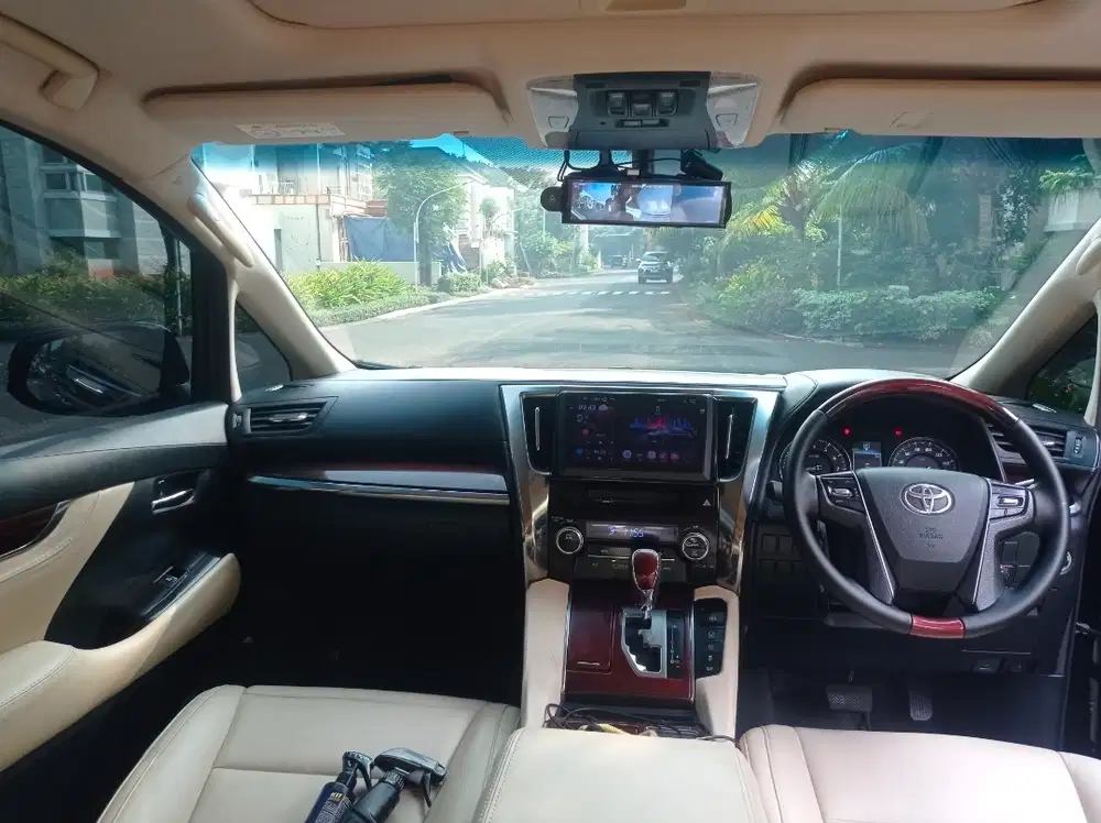 Toyota Alphard 2015 Bensin