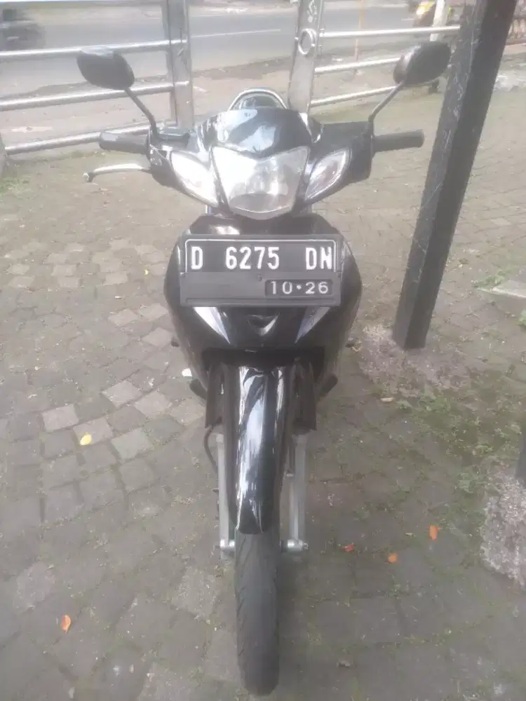 Honda kharisma mesin mulus body lummayan
