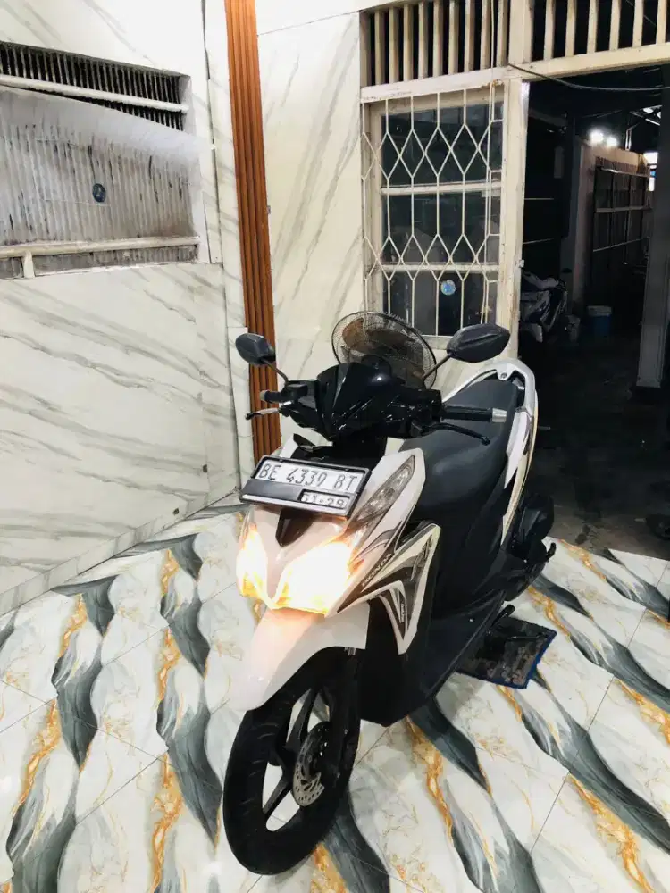 VARIO NEW KZR ISTIMEWA 2014 Pajak Hidup