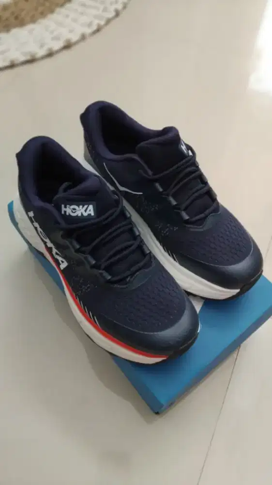 Sepatu Hoka Navy