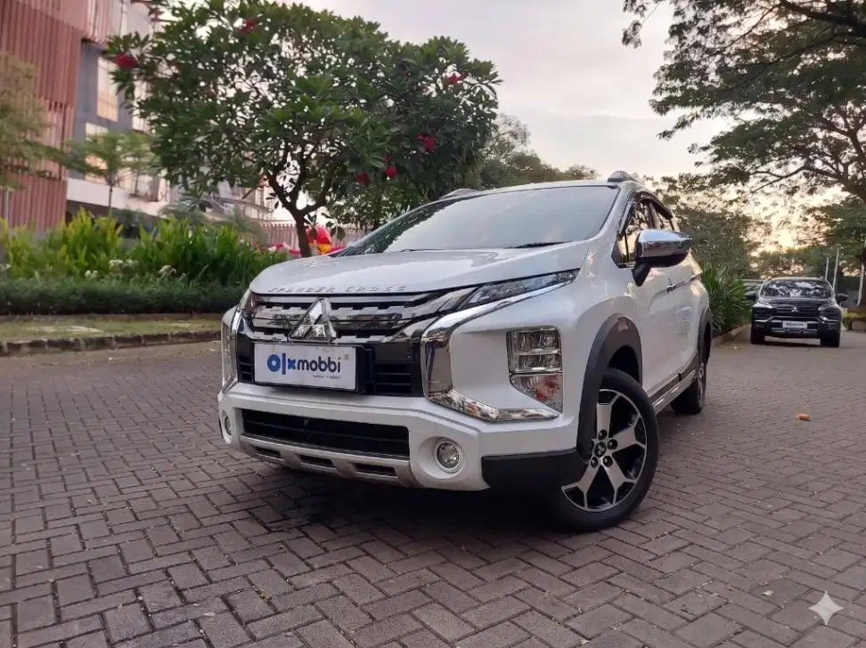 DP Murah Mitsubishi Xpander 1.5 New Cross Premium Package AT 2021