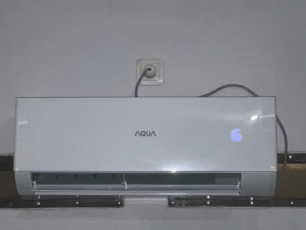 Jual AC penggunaan pribadi 1/2 PK Aqua