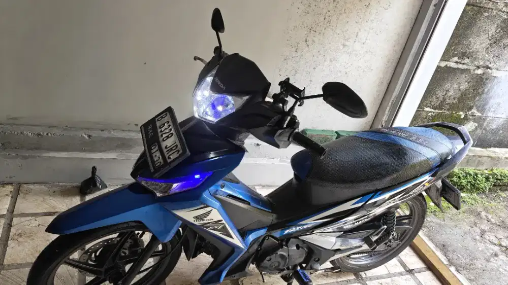Supra x 125 fi Honda