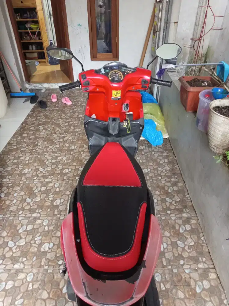 Vario CBS 110 warna Abu Hitam