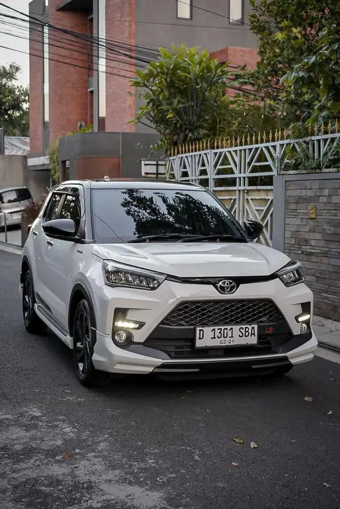 Toyota Raize GR Sport Two Tone AT