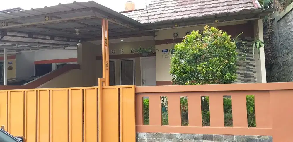 Rumah minimalis kemang siap huni