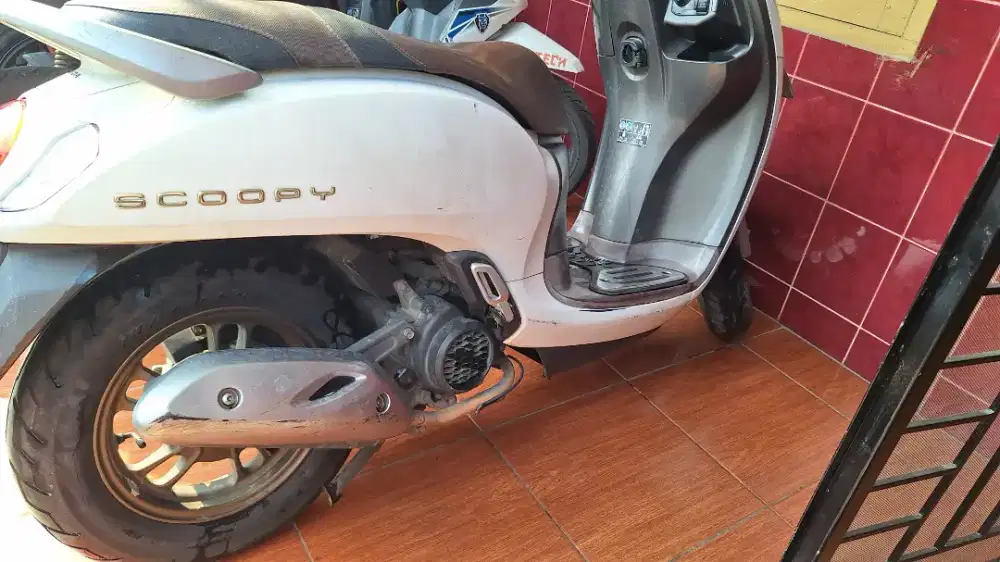 SCOOPY PRESTIGE 2022