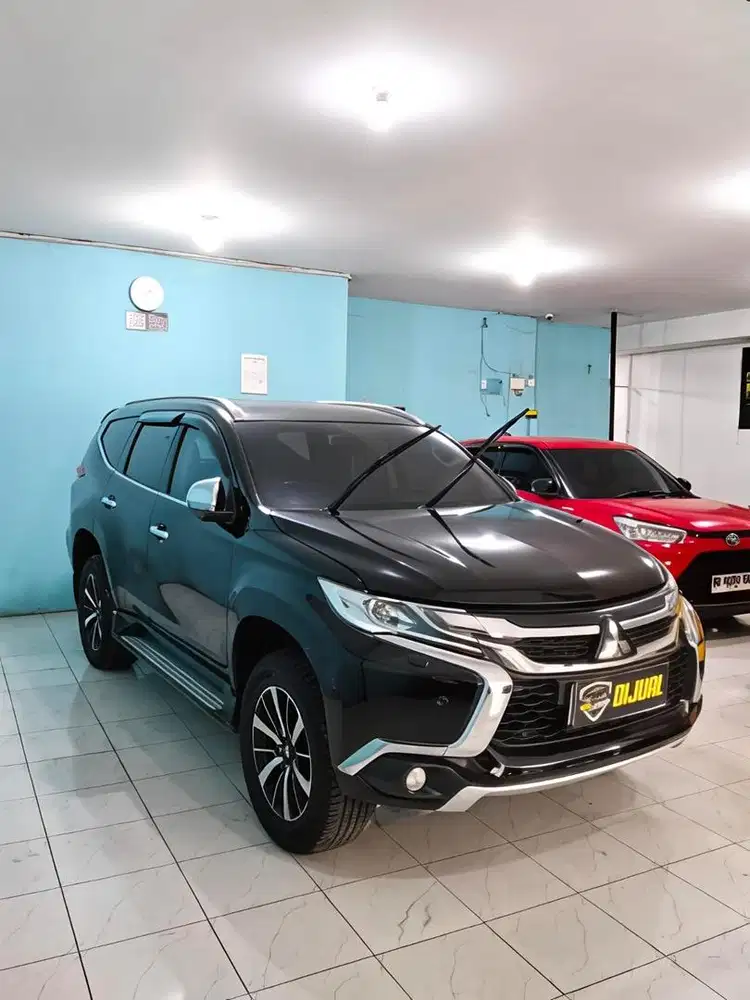 Mitsubishi Pajero Sport Dakkar 4x4 AT