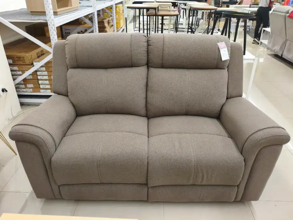 Sofa Recliner Nyaman untuk Momen Santai di Rumah