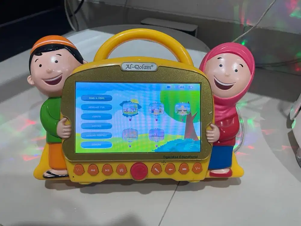 Smart hafiz mengaji dan bernyanyi