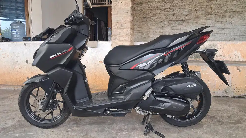(A) Honda Vario 160 CBS Tahun 2023 KM LOW 15RB