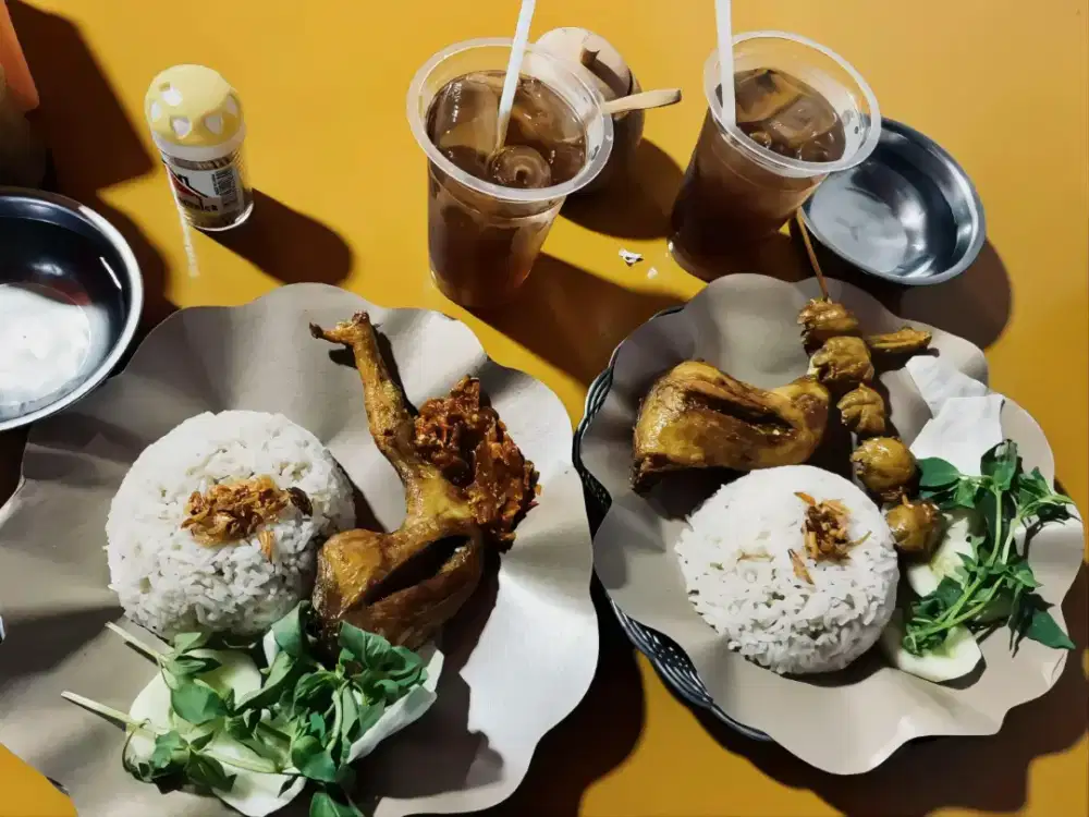 Suami istri cari kerja