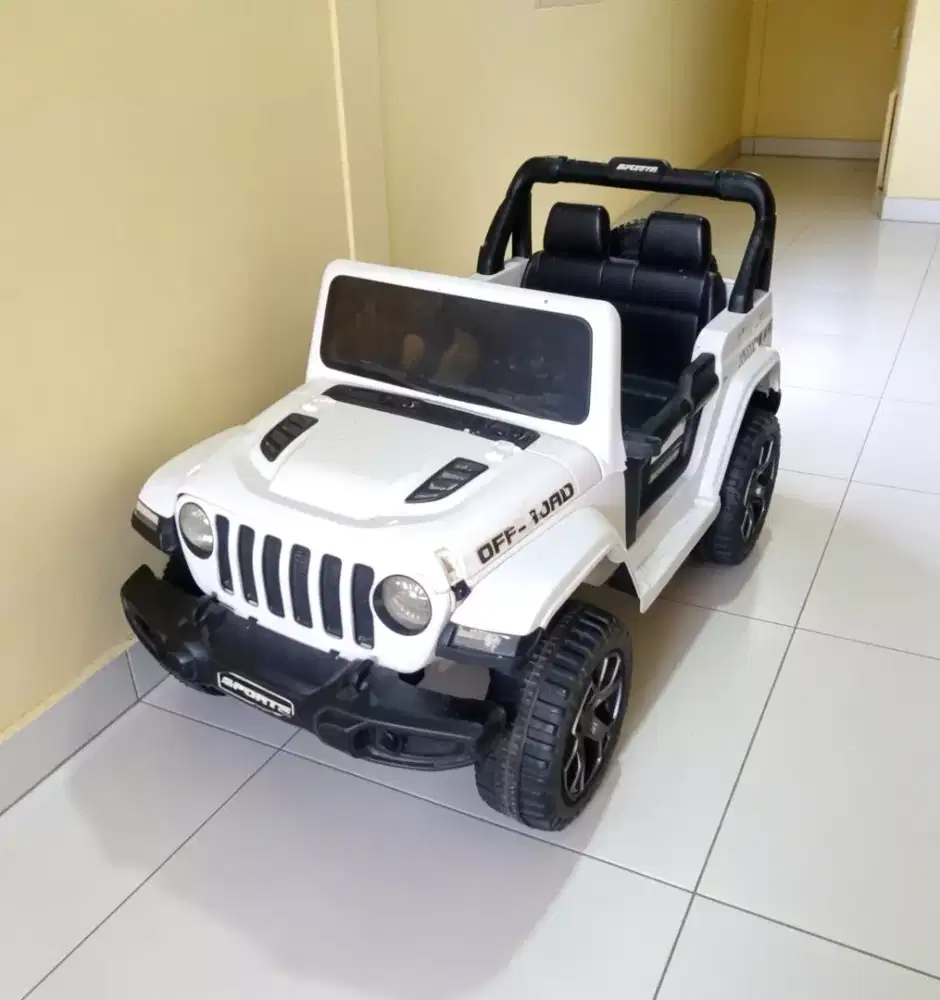 Mobil aki anak jeep