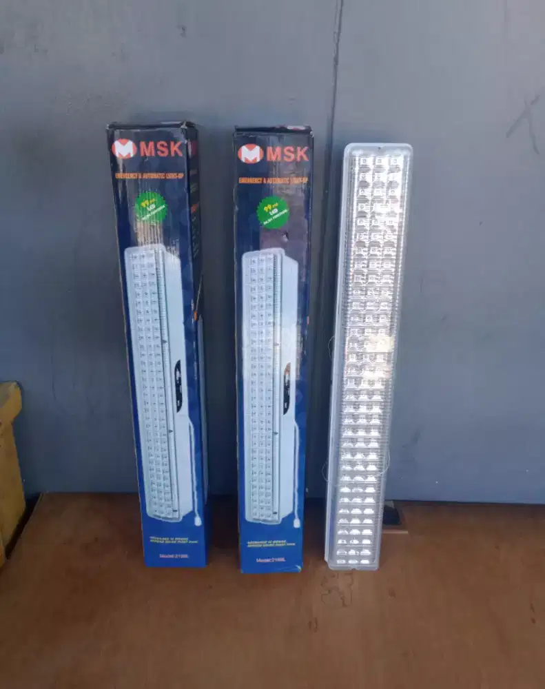 Lampu emergency portable