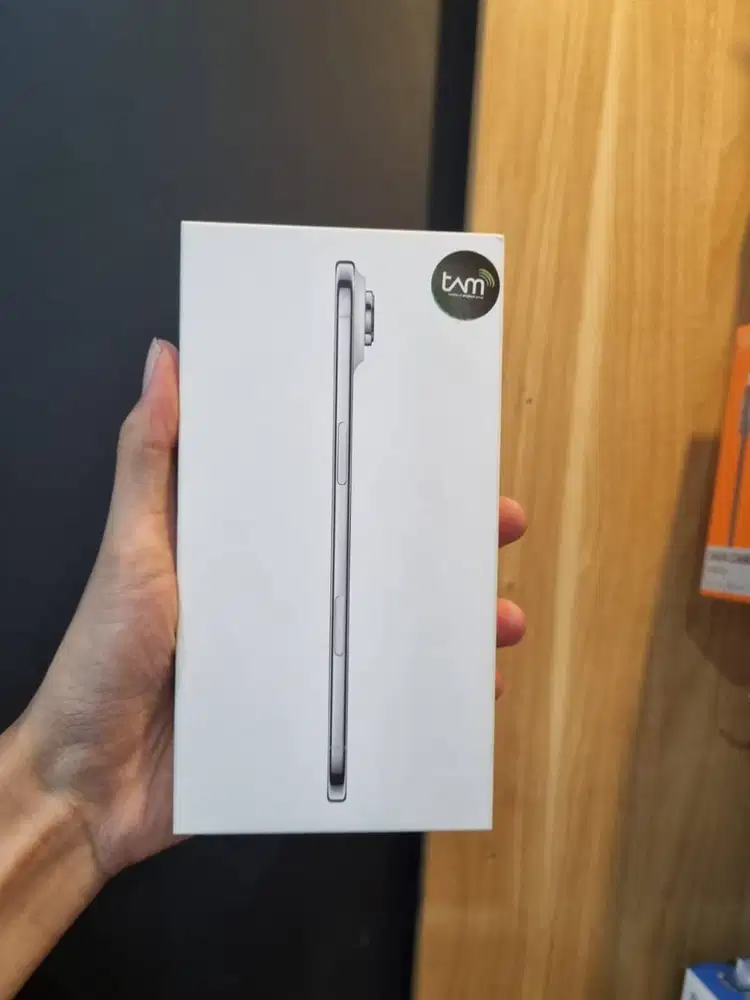 iphone 17 air 256gb  new garansi resmi