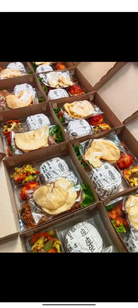Nasi Box Cempaka Putih