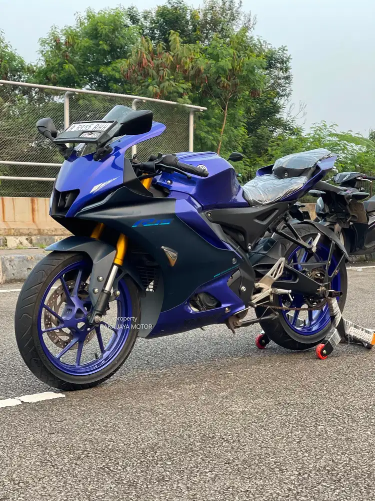Kredit YAMAHA R15 V4 CONECTED 2023 Barang Bagus