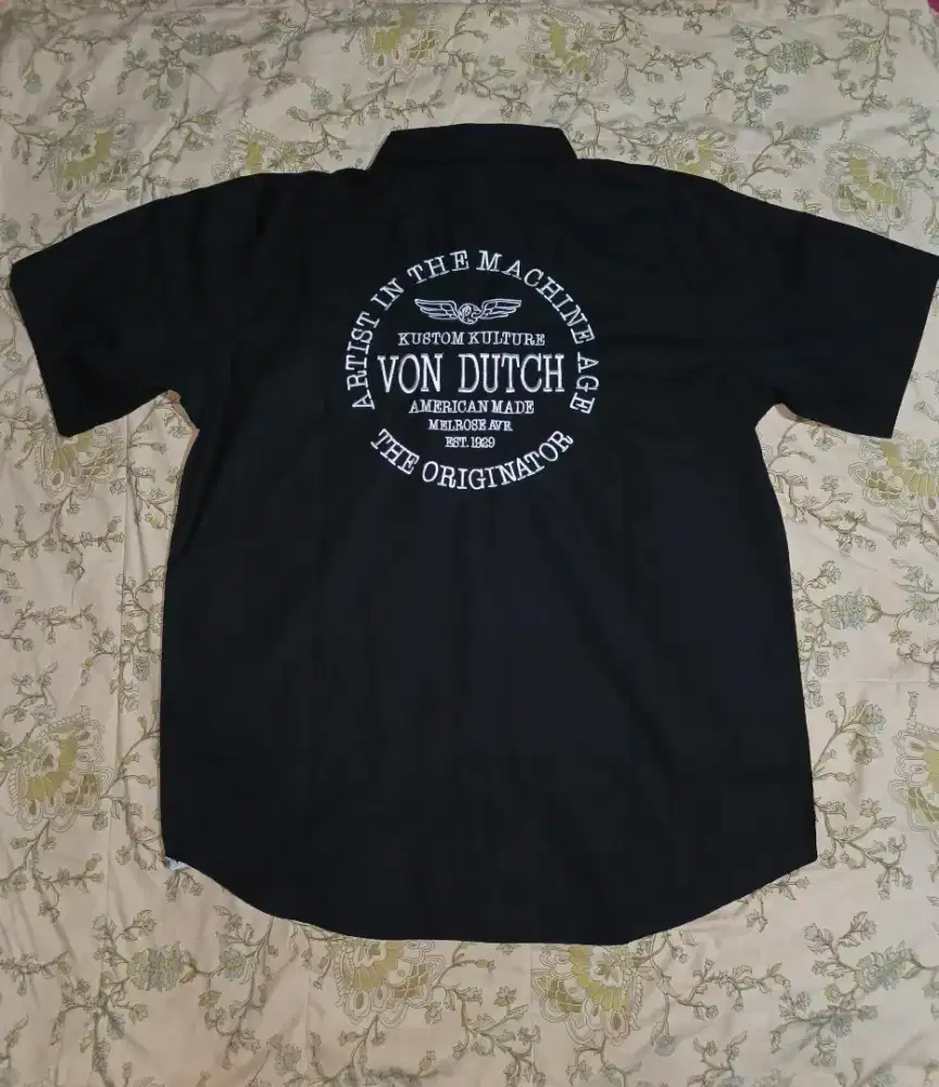 Kemeja Workshirt Von Dutch Vintage Skater T-shirt black